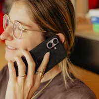 Peak Design Everyday Fabric Case for iPhone 17 - Charcoal