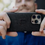 Peak Design Mobile Everyday Loop Case iPhone 16 Pro - Charcoal - Image 4