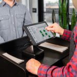 GDS® Uni-Conn™ Powered Tilt & Swivel Dock with USB-C - Image 8