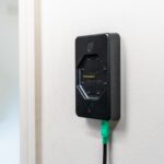 GDS® Uni-Conn™ Powered Wall Dock with USB-C - Image 5